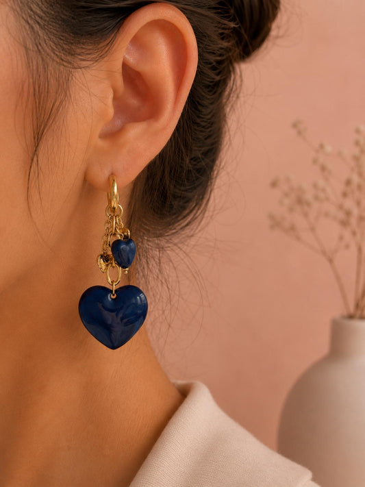 Boucles pendantes cœur multi-breloques résine