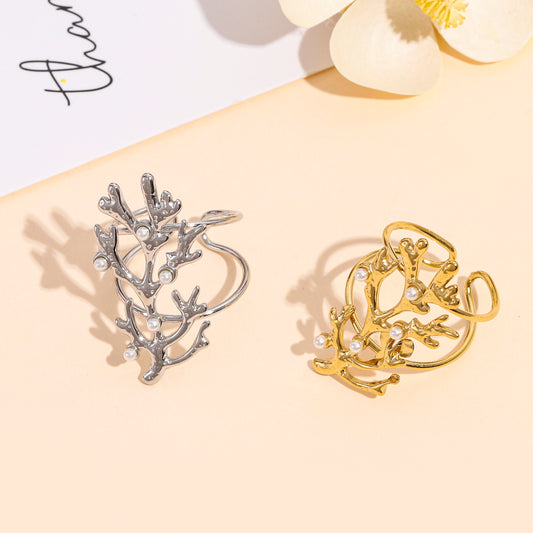 Bague ajustable corail sculpté et perles délicates
