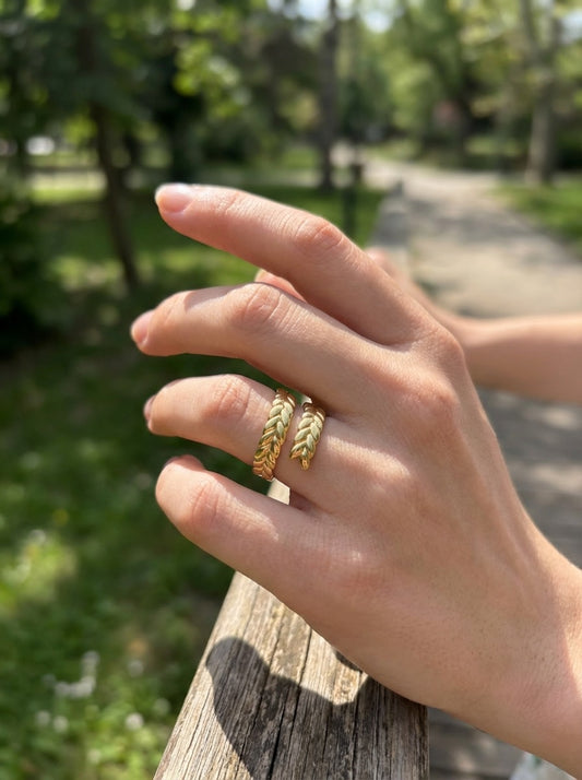 Bague ouverte à l'avant feuilles de laurier