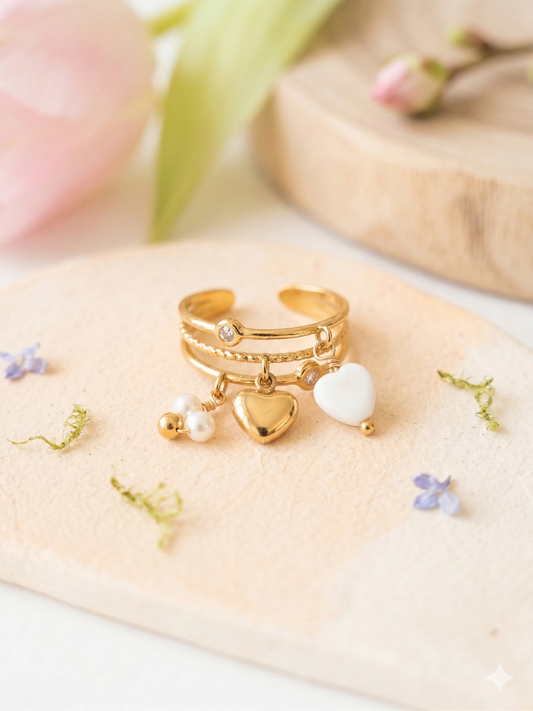 Bague ajustable 3 anneaux pendentifs cœurs et perles
