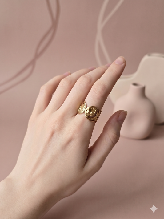 Bague ajustable à motifs ethniques ajourés