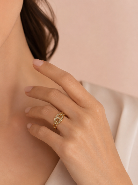 Bague dorée ouverte œil élégant pavé de zircons
