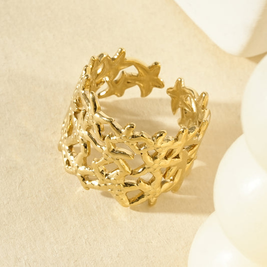 Bague dorée ajustable en formes d’étoiles de mer entrelacées