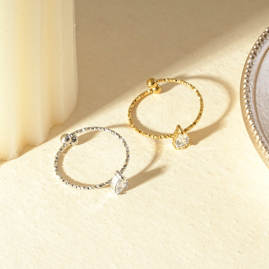 Bague ajustable à strass goutte "Larme de Sirène"
