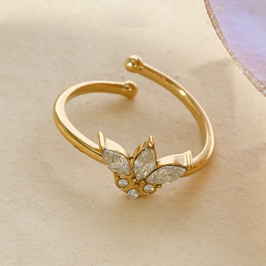 Bague ajustable ailes serties de strass