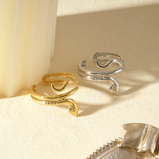 Bague ajustable serpent martelé