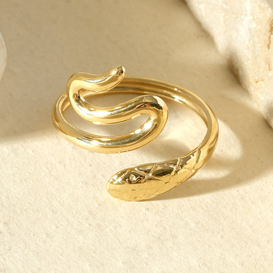 Bague ouverte à l'avant serpent à queue enroulée
