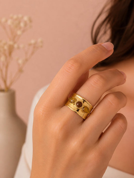 Bague trois pierres œil de tigre ovales doré