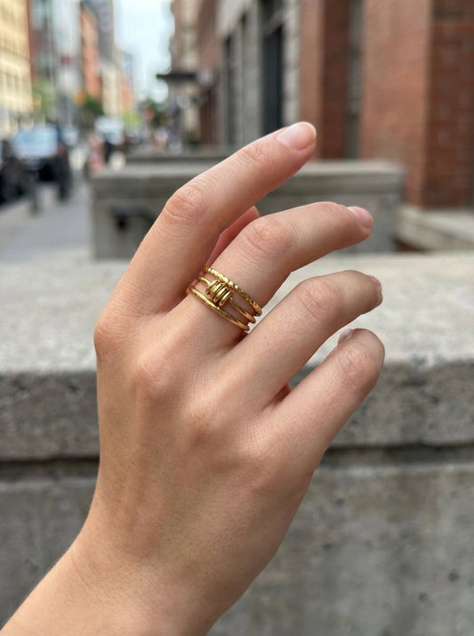Bague ajustable triple anneaux à design enroulé