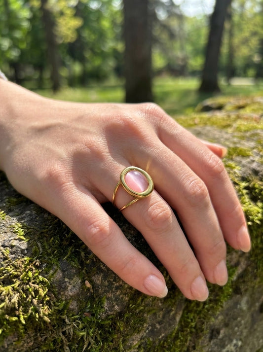 Bague ajustable à ovale effet œil-de-chat