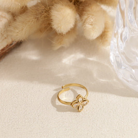 Bague ajustable fleur sertie strass