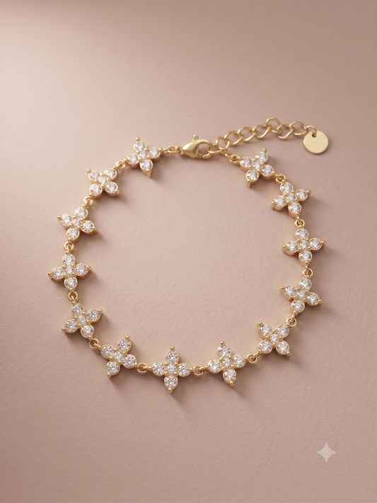 Bracelet doré fleurs multicolores serties de strass