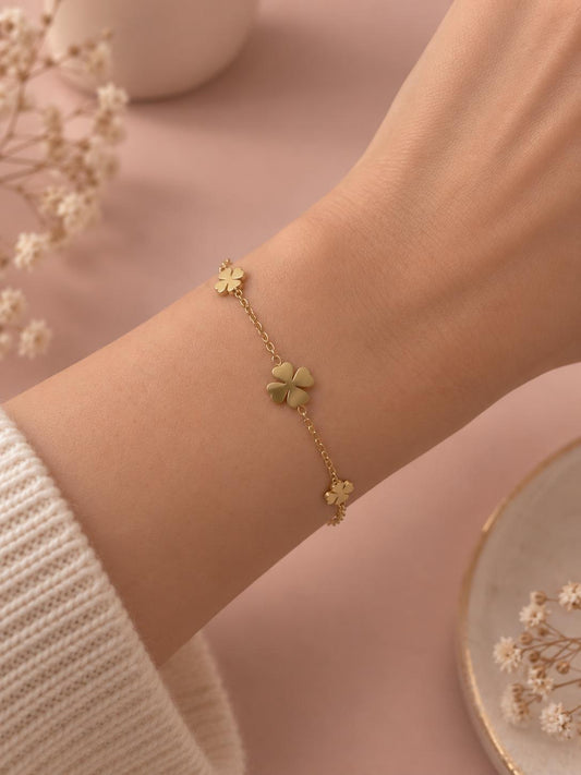 Bracelet chaîne trèfles pleins martelées