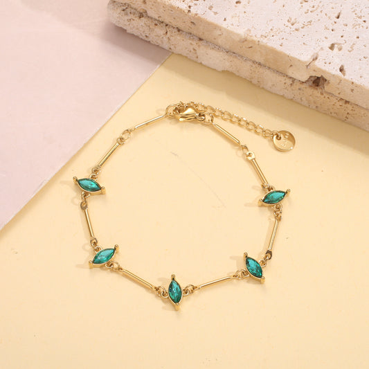 Bracelet chaîne maillons cristaux marquise