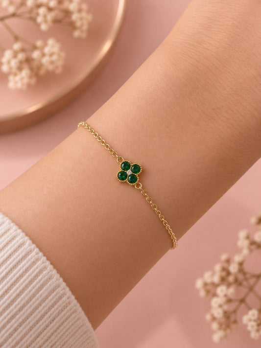Bracelet chaîne trèfle serti central