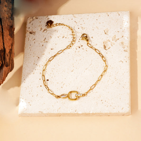 Bracelet chaîne doré carré et strass