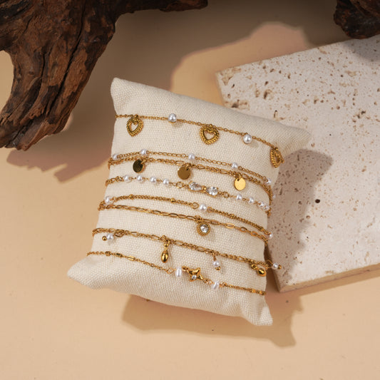 Lot de 6 bracelets à perles, strass et cœurs