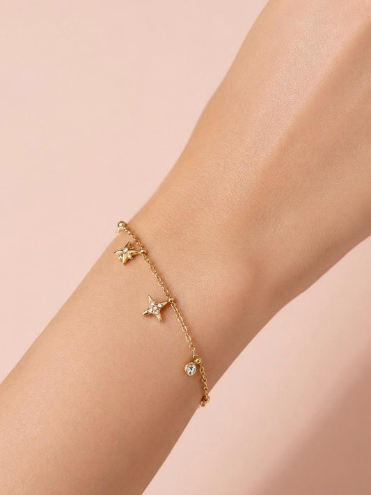 Bracelet chaîne fine étoiles et oxydes de zirconium