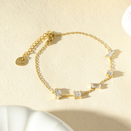 Bracelet chaîne et strass géométriques