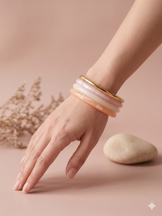Lot de 4 bracelets jonc doré et résine rose