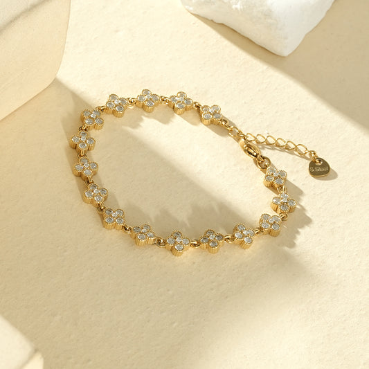 Bracelet chaîne trèfles sertis