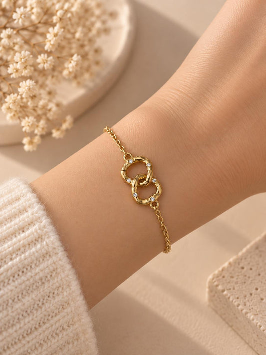 Bracelet chaîne fine maillons entremelés