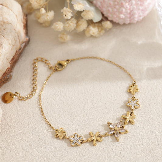Bracelet à fleurs assorties et strass scintillants