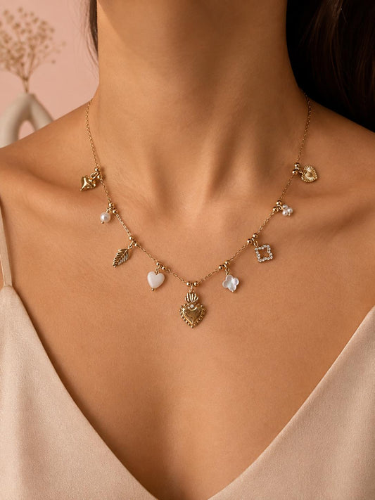 Collier chaîne breloques mixtes cœur