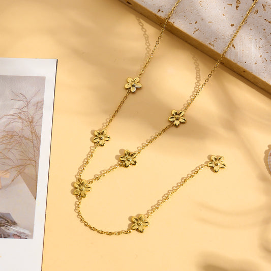 Collier sautoir fleurs