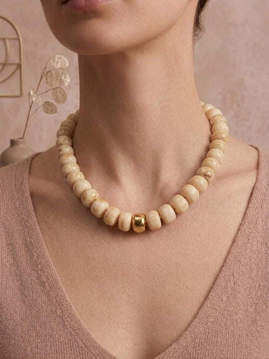 Collier perles rondes en résine marbrée