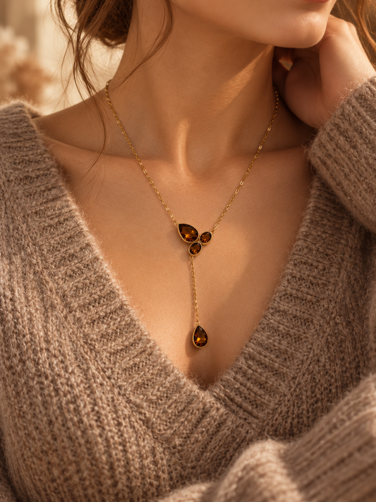 Collier fin en Y avec quadruple strass coloré