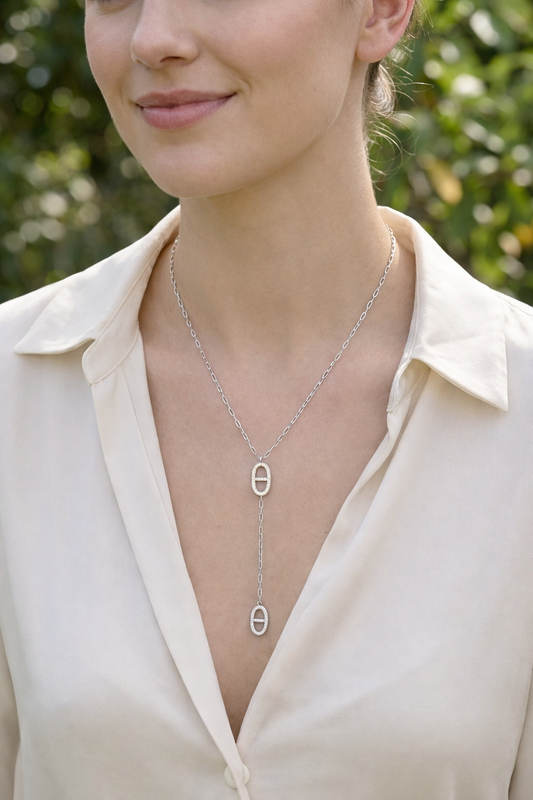 Collier Y à pendentif ovale mobile strassé