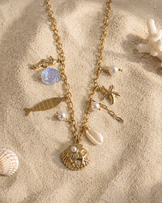 Collier doré charms marins avec pierres et poisson