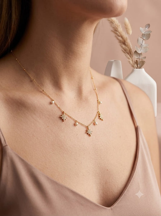 Collier étoiles serties et perles