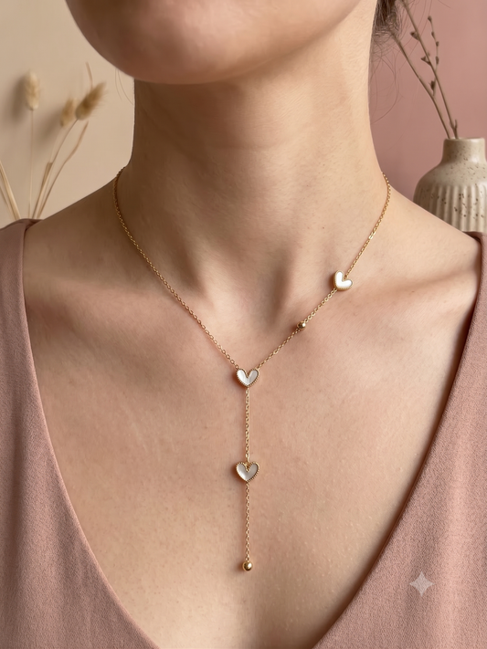 Collier en Y cœurs nacrées