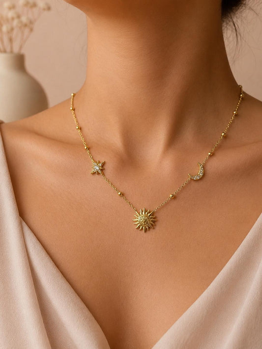 Collier soleil lune étoile serti