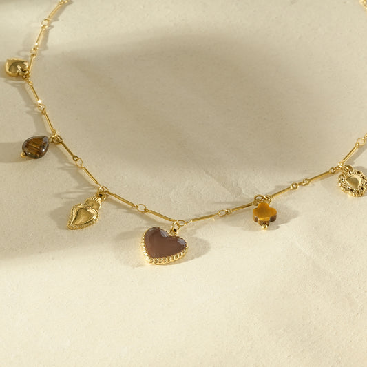 Collier à breloques thème cœur automnal