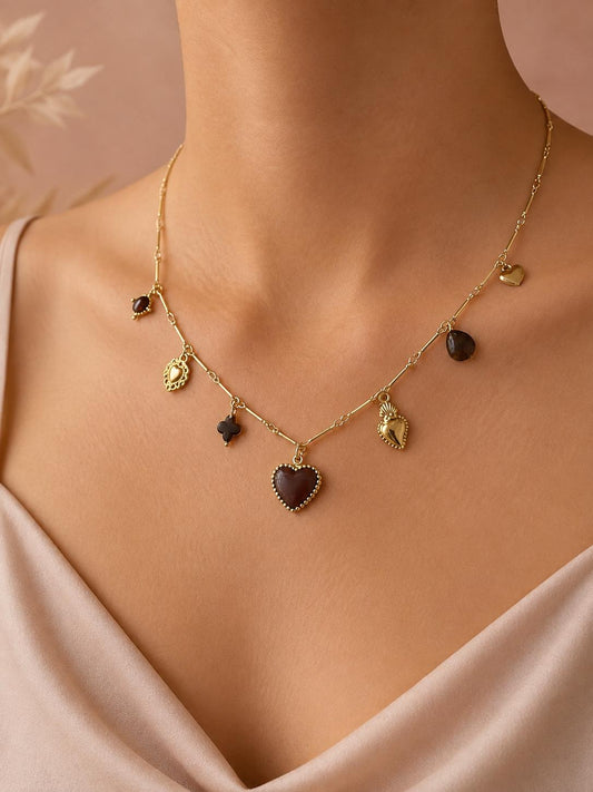 Collier à breloques thème cœur automnal