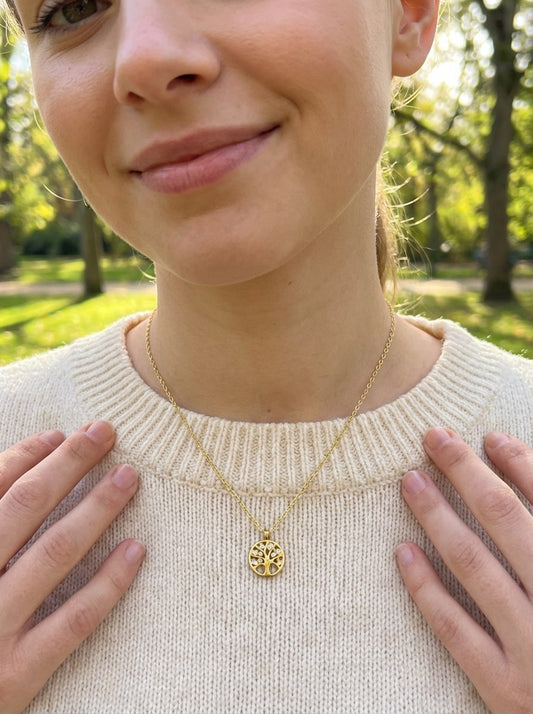 Collier pendentif arbre de vie orné de strass