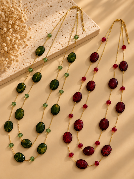Collier long double rang résine colorée