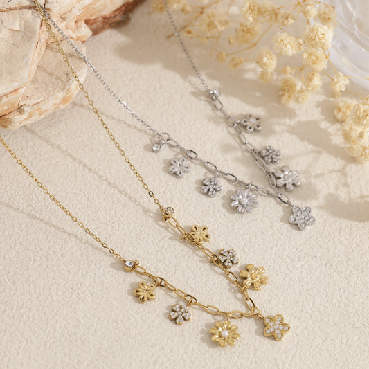 Collier fleurs mixtes serties et lisses