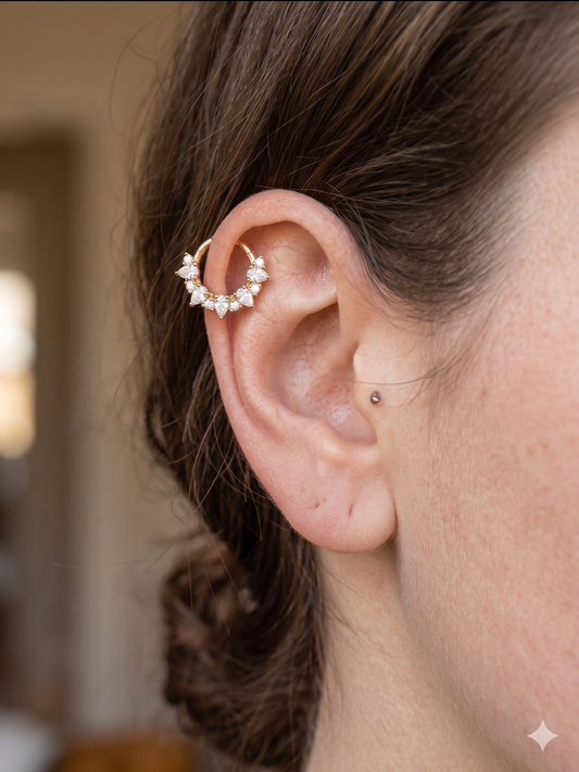 Piercing anneau couronne de strass