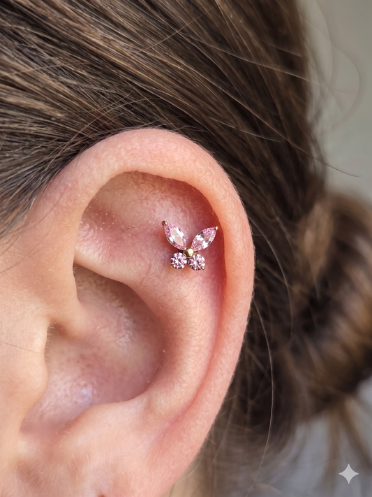 Piercing papillon en strass rose en titane