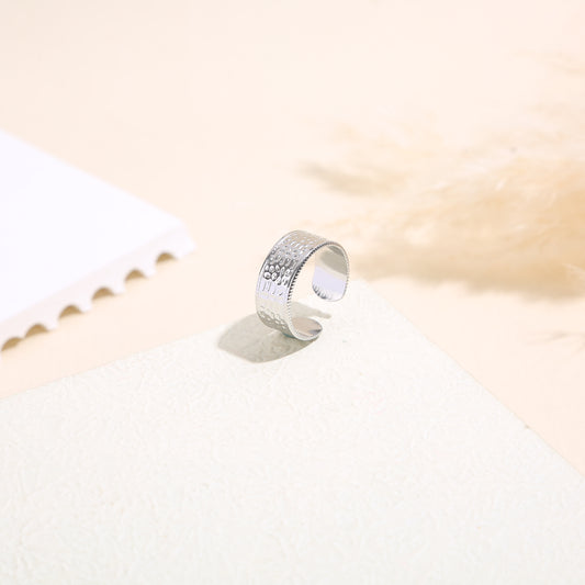 Bague ajustable semi épaisse mini creux