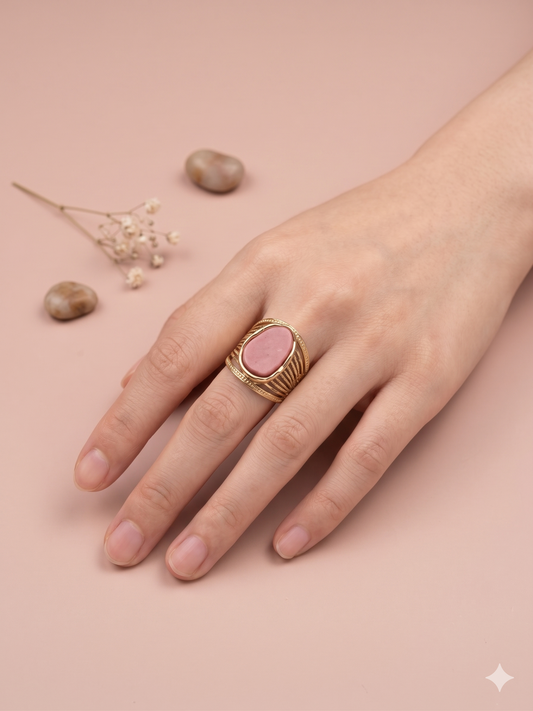 Bague dorée multi anneaux texturés avec pierre ovale marbrée
