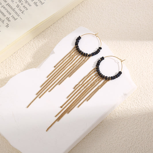 Boucles d'Oreilles Dorées Créoles Fines Pierres Noires Avec Chaînes Pendantes