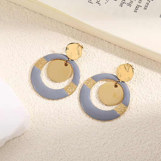 Boucles d'Oreilles Dorées Disques Creuses Gris Clair Avec Plaques Dorées