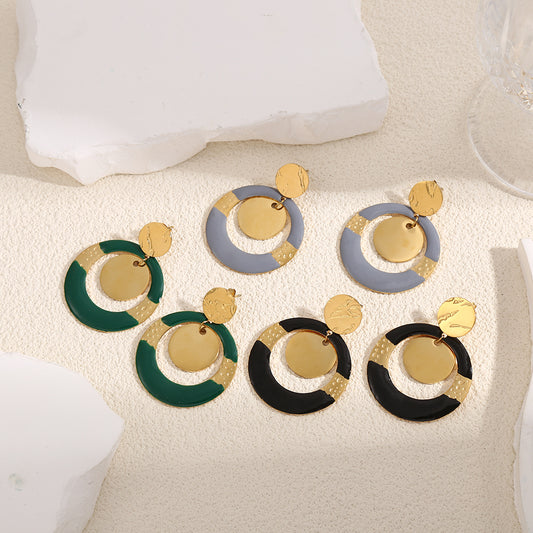 Boucles d'Oreilles Dorées Disques Creuses Gris Clair Avec Plaques Dorées