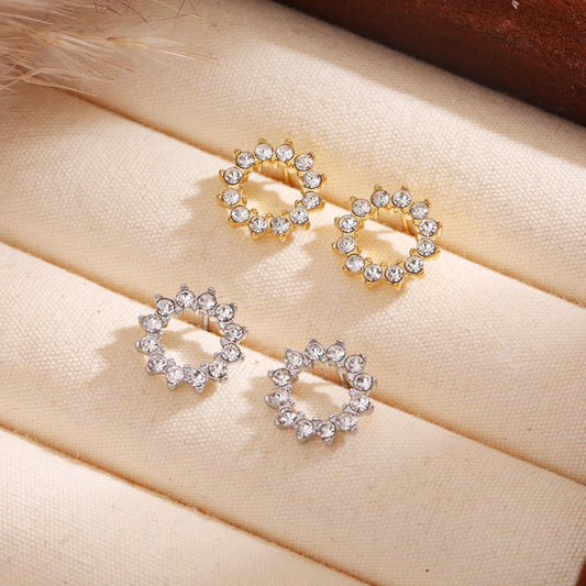 Clous d'Oreilles Dorés Cercle Strass Étincelants