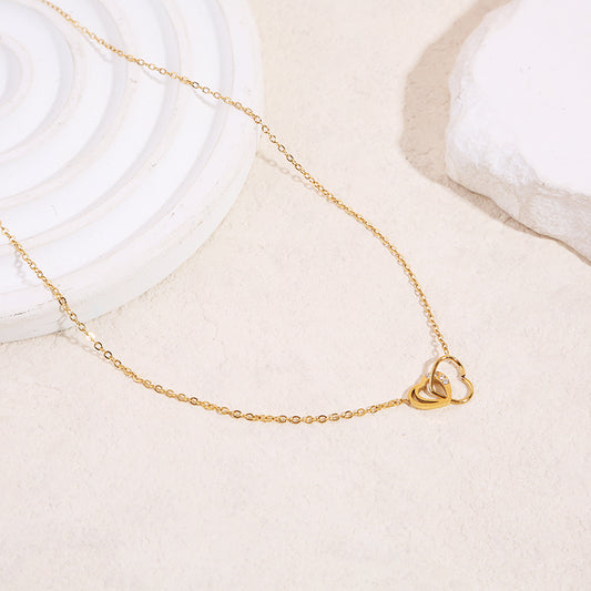 Collier chaîne fine dorée avec 2 pendentifs cœurs ajouré fine et épaisse avec strass